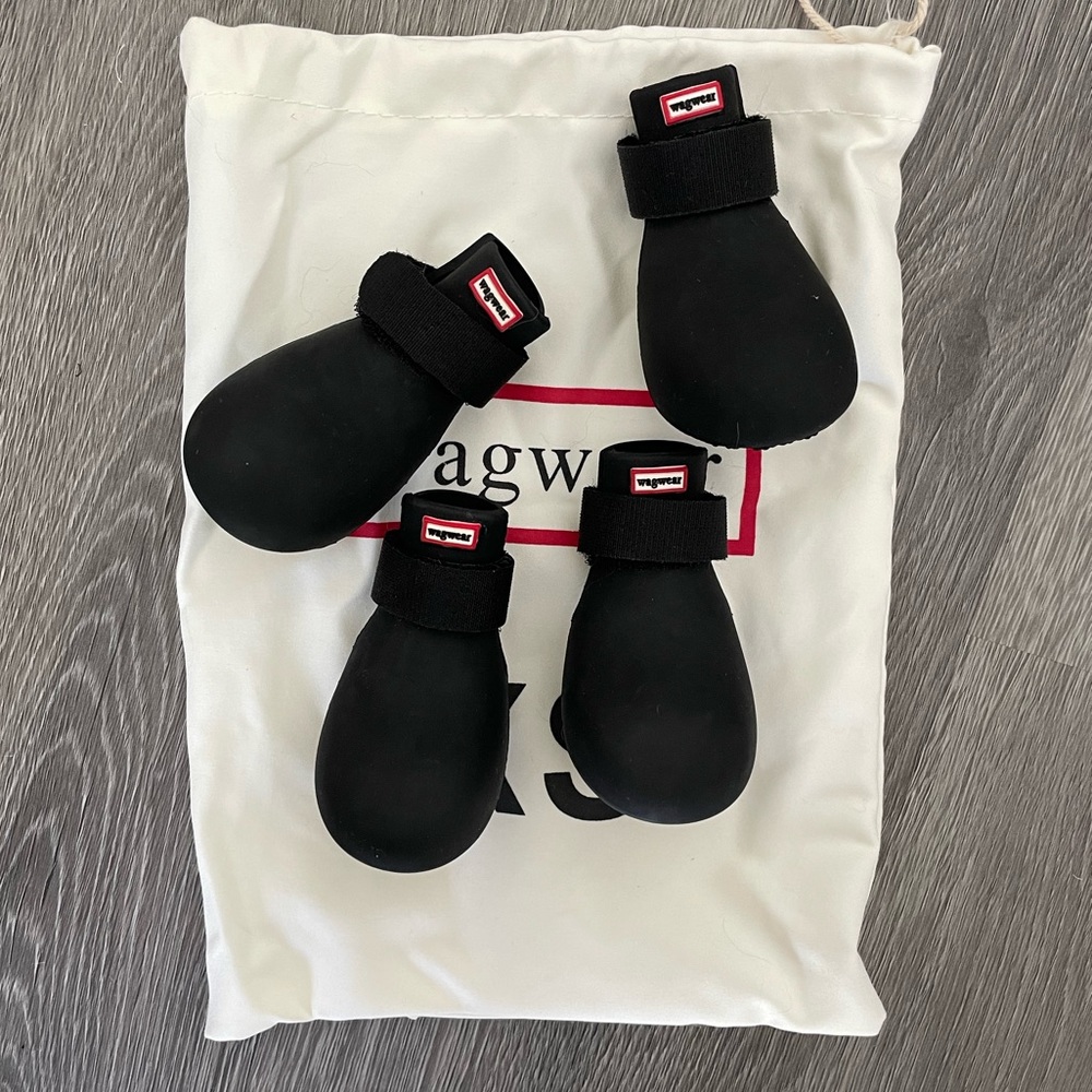Wagwear Black XS Rain Booties Wag Wellies for Dogs